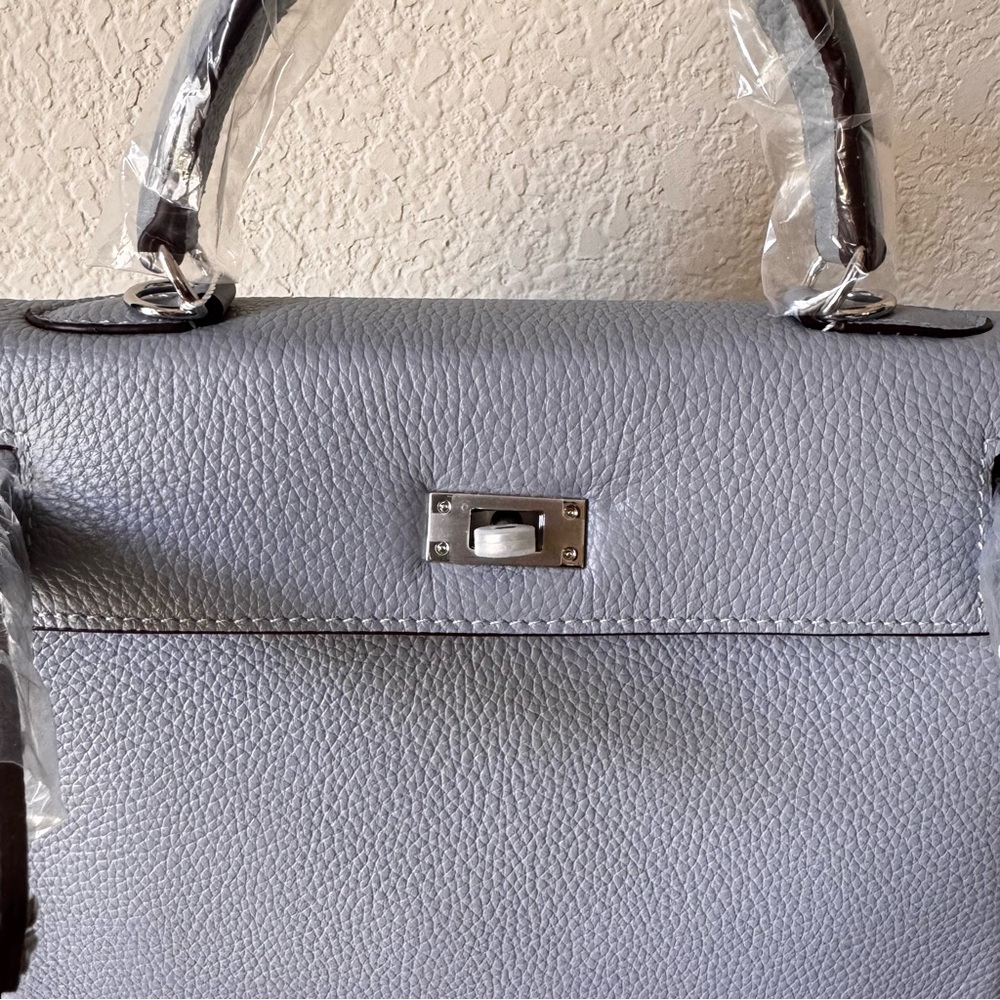 LEATHER INSIDE & OUT | Light Blue Gray 25 KL Belted Satchel Bag Top Handle S17 - Picture 12 of 12